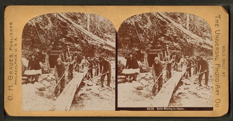 Gold mining in Idaho - historic photograph (New York Public Library Digital Collections).